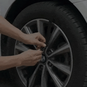 half-car-cover-wheel-hook-demo
