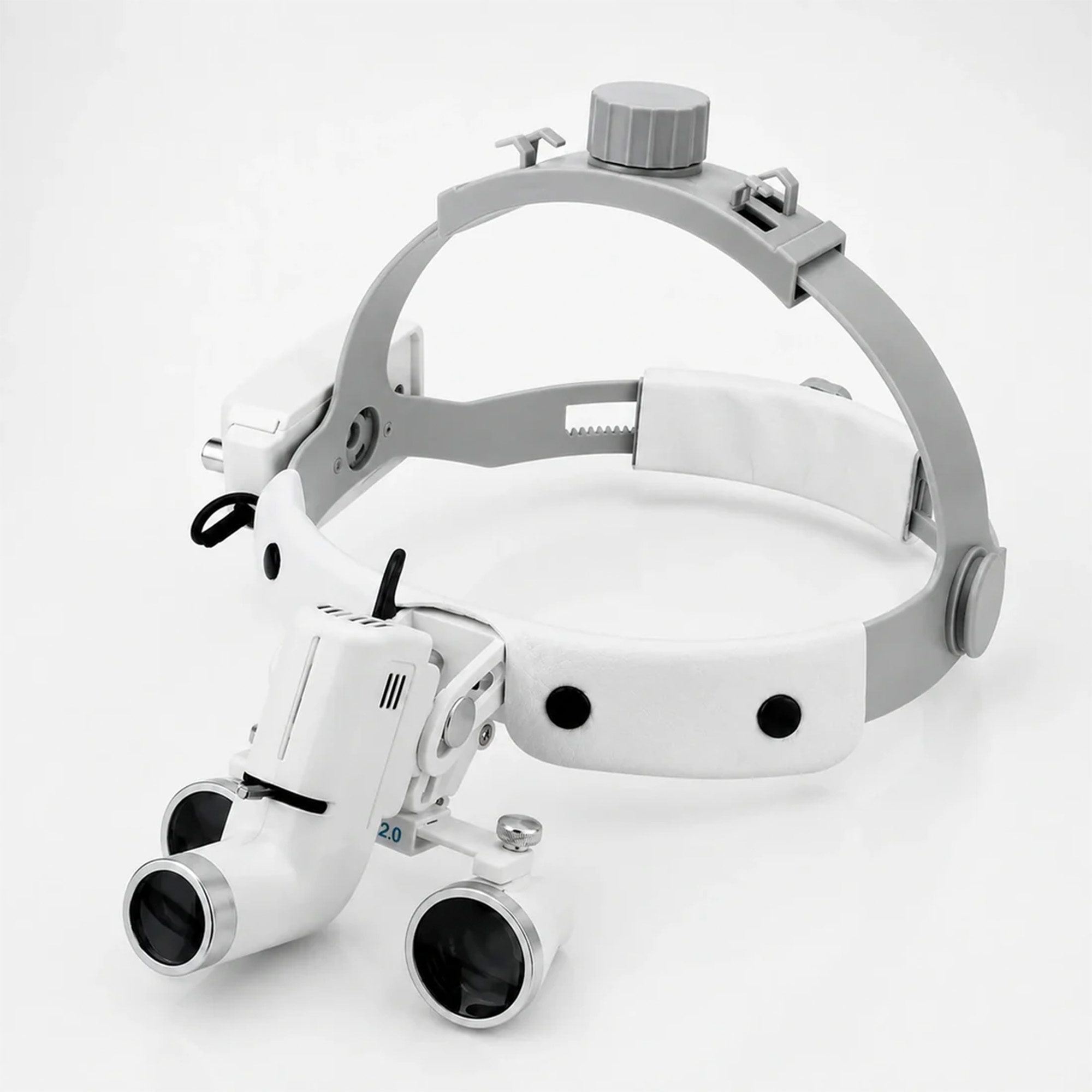 surgical-loupes-headlight-standalone